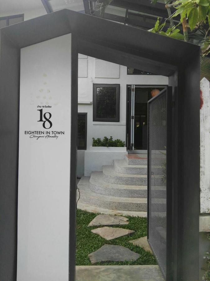18 In Town Homestay Chiang Mai Exterior foto