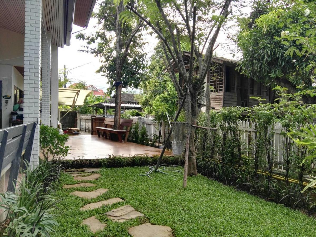 18 In Town Homestay Chiang Mai Exterior foto