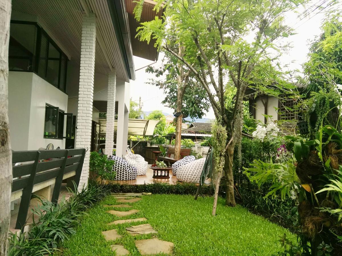 18 In Town Homestay Chiang Mai Exterior foto
